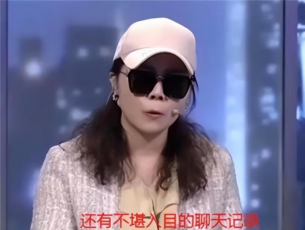 回顾 两对夫妻自驾游，半夜妻子装睡，看到丈夫举动提出离婚