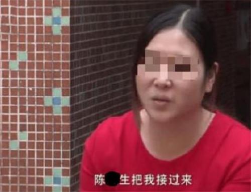 重庆女孩8年逃婚4次，14岁怀孕生娃，有些人生来就是受苦的 案例