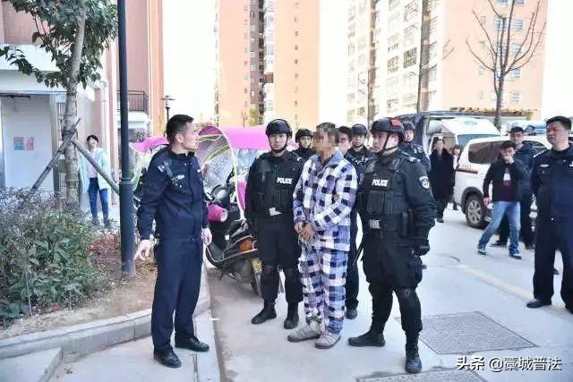 能不能用手机拍摄警察执法？后果可能很严重…