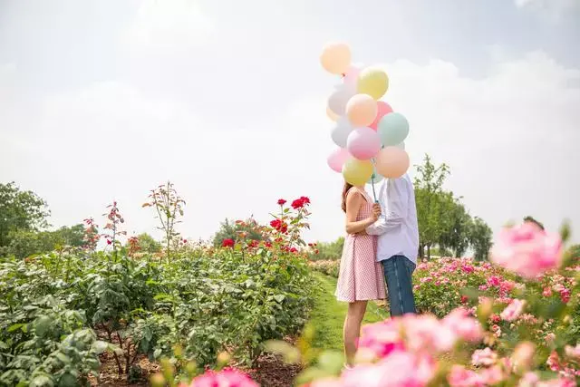 婚后16天，小姑子“借”嫂子陪嫁首饰，丈夫的做法引人赞叹：给力