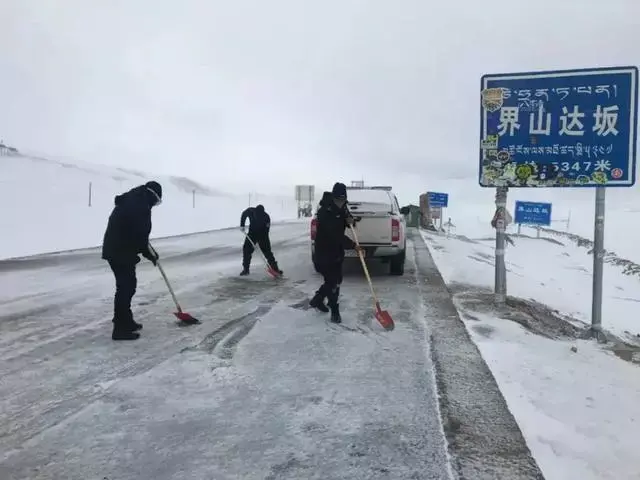 揭秘！在“死人沟”里追赶“亡命之徒”，连一只苍蝇也没有