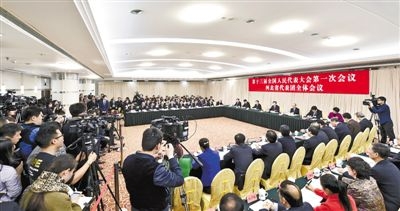 「共读两会」河北代表团举行媒体开放日活动 王东峰许勤回答记者提问