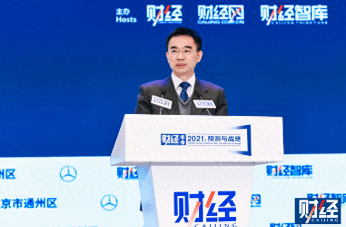 吴尊友: 喀什疫情源头是境外集装箱, 无症状感染者成导火索